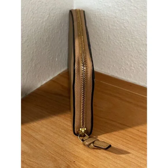 Tory Burch Harper Leather Wristlet in Vintage Camel EUC - Picture 2 of 6